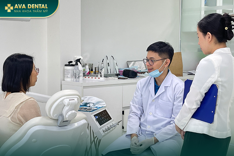 Mắc Cài Sứ Tự Buộc Là Gì? Chi Phí Niềng Răng Mắc Cài Tự Buộc Giá Tốt Tại TP.HCM 23 5